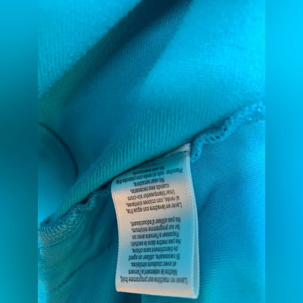 π ALO Yoga Blue Zip-Up Hoodie β Size M β Comfiest Thing You'll Ever Own! π - Picture 13 of 16